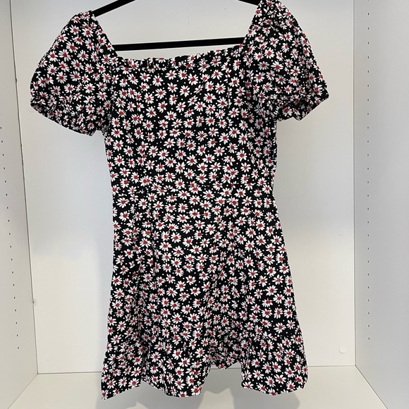 ZARA black dress with daisy design - Picture 5 of 5